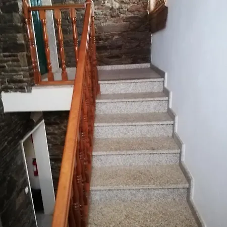 Casinha De Nogueirinha بيت للعطل
