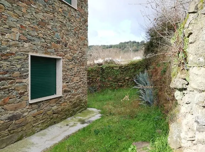 Casinha De Nogueirinha 라세도데카발라이로스